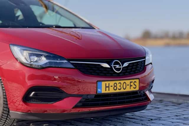 Opel Astra (2020) thumbnail 2