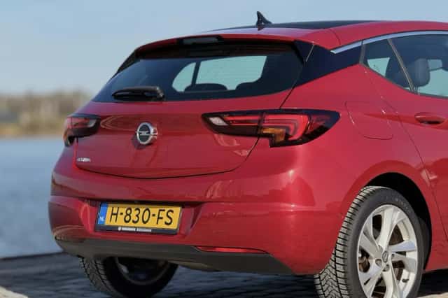 Opel Astra (2020) thumbnail 4