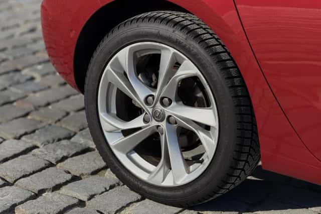 Opel Astra (2020) thumbnail 6