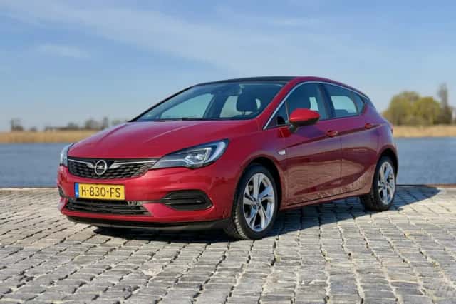 Opel Astra (2020) thumbnail 1