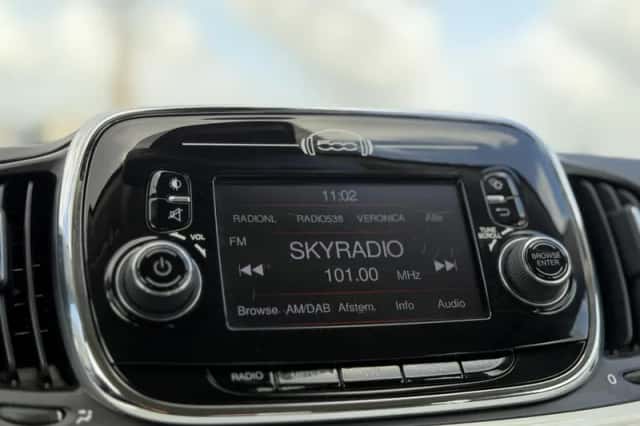 Fiat 500C (2016) thumbnail 18
