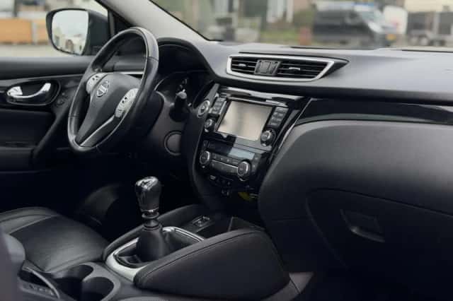 Nissan Qashqai (2016) thumbnail 12