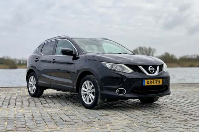 Nissan Qashqai (2016) thumbnail 3