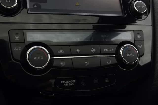 Nissan Qashqai (2016) thumbnail 25