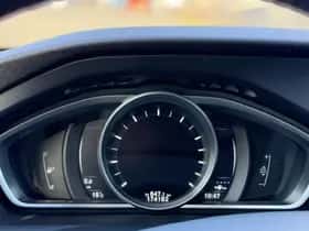 Volvo V40 (2016) thumbnail 14