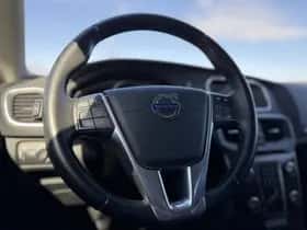 Volvo V40 (2016) thumbnail 16