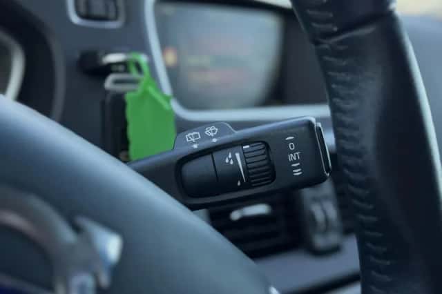 Volvo V40 (2016) thumbnail 20