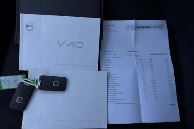 Volvo V40 (2016) thumbnail 32
