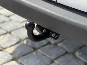 Volkswagen Transporter (2012) thumbnail 21