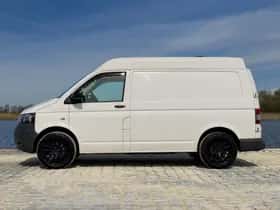 Volkswagen Transporter (2012) thumbnail 9
