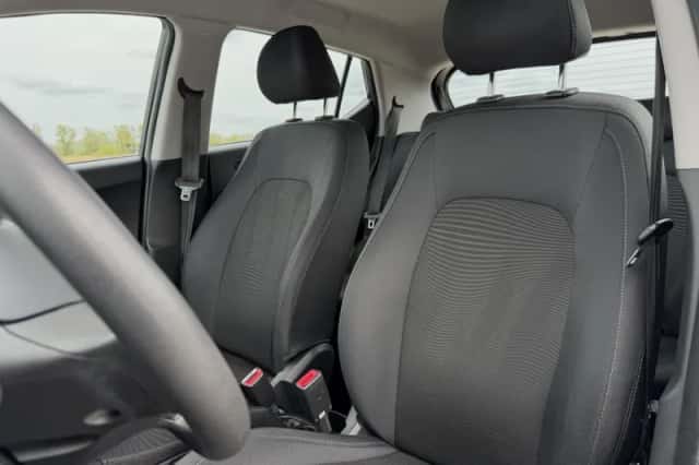 Hyundai i10 (2017) thumbnail 11