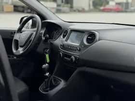 Hyundai i10 (2017) thumbnail 12