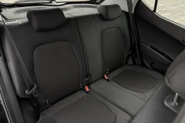 Hyundai i10 (2017) thumbnail 13