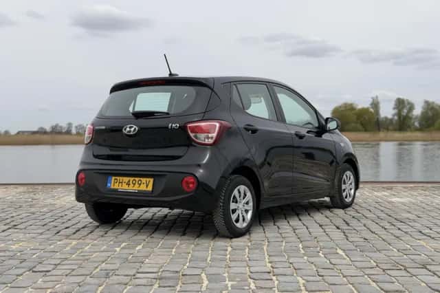 Hyundai i10 (2017) thumbnail 5