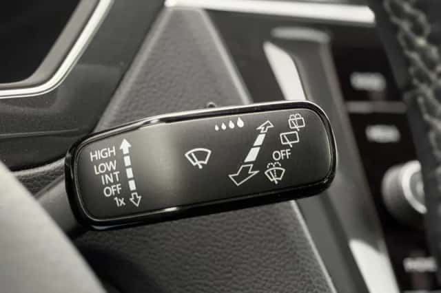 Volkswagen Tiguan (2019) thumbnail 20
