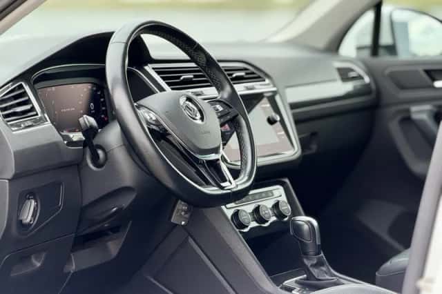 Volkswagen Tiguan (2019) thumbnail 10
