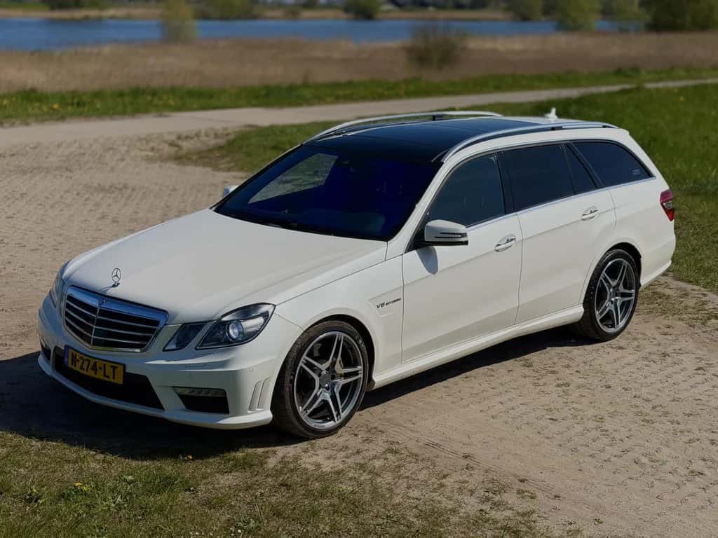 Mercedes-Benz E-Klasse (2012) — foto 1