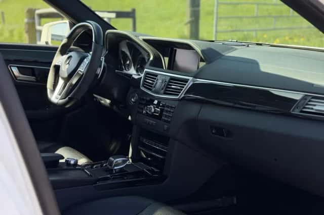 Mercedes-Benz E-Klasse (2012) thumbnail 15
