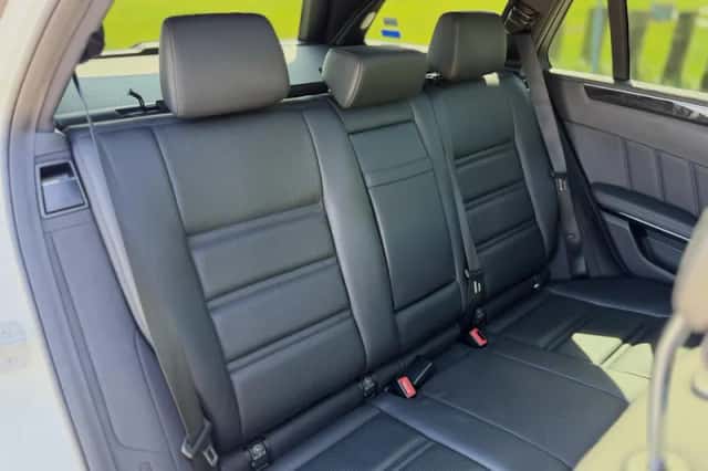 Mercedes-Benz E-Klasse (2012) thumbnail 16