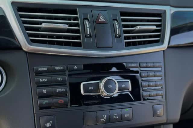 Mercedes-Benz E-Klasse (2012) thumbnail 27