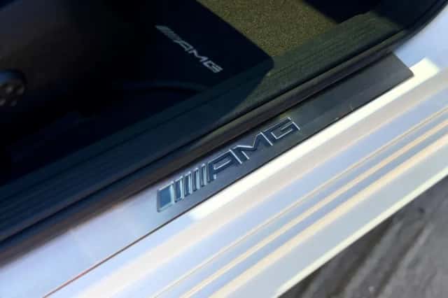 Mercedes-Benz E-Klasse (2012) thumbnail 33