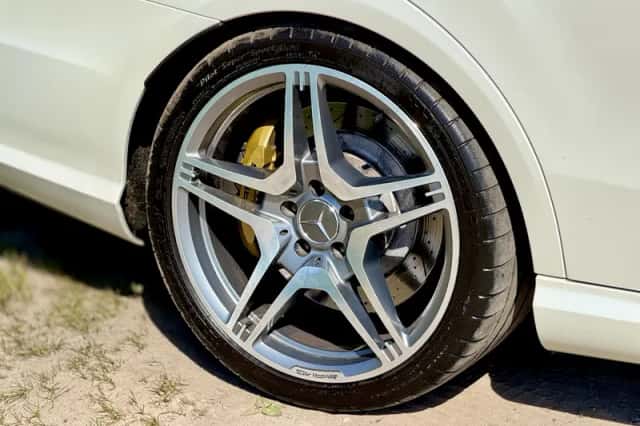 Mercedes-Benz E-Klasse (2012) thumbnail 5