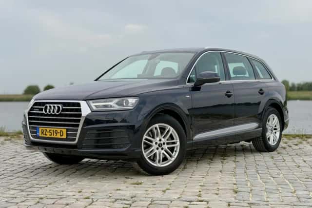Audi Q7 (2016) thumbnail 1