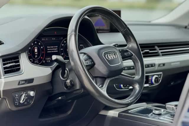 Audi Q7 (2016) thumbnail 11