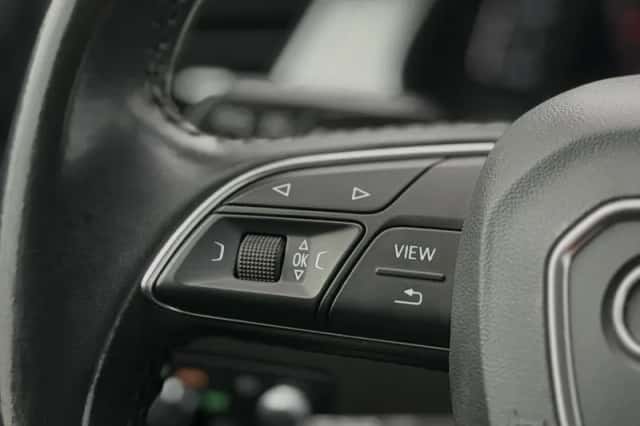 Audi Q7 (2016) thumbnail 17
