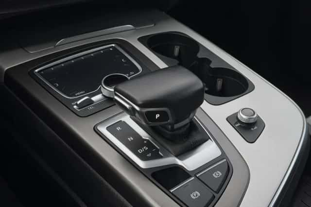 Audi Q7 (2016) thumbnail 23