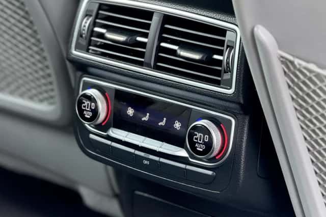 Audi Q7 (2016) thumbnail 24