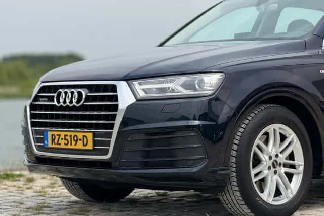 Audi Q7 (2016) thumbnail 8
