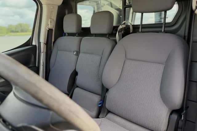 Peugeot Partner (2012) thumbnail 11
