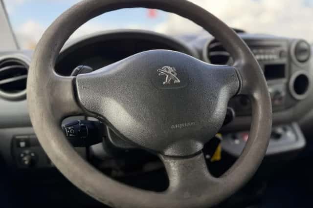 Peugeot Partner (2012) thumbnail 14