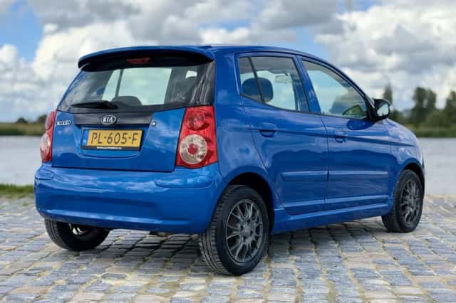 Kia Picanto (2009) thumbnail 5
