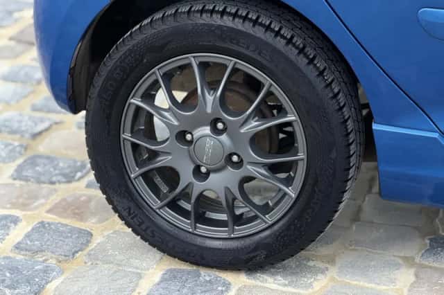 Kia Picanto (2009) thumbnail 6
