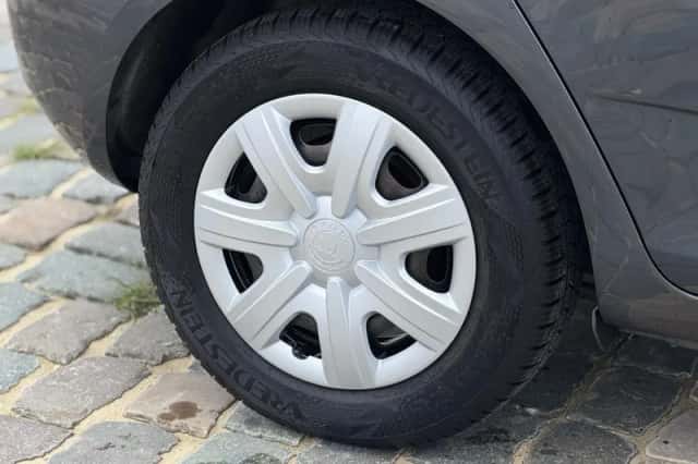 Škoda Fabia (2011) thumbnail 6