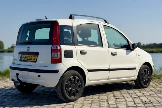 Fiat Panda (2009) thumbnail 6