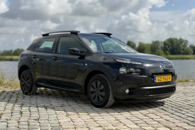 Citroën C4 Cactus (2015) thumbnail 3