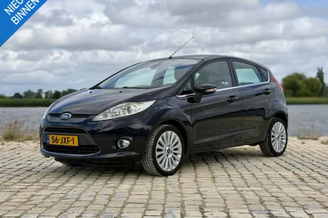 Ford Fiesta (2009) thumbnail 1