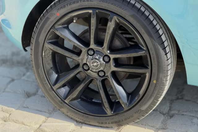 Opel Corsa (2011) thumbnail 6