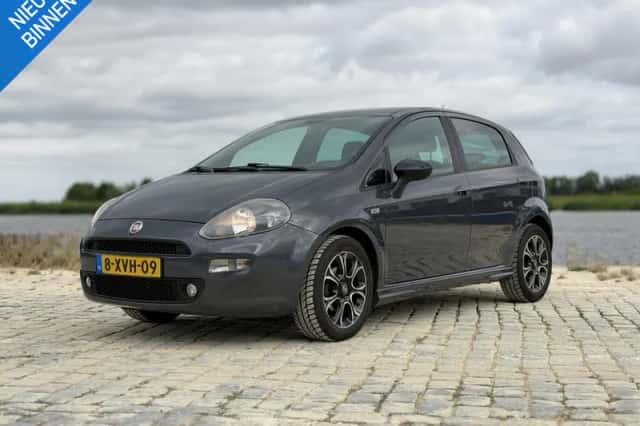 Fiat Punto (2014) thumbnail 1
