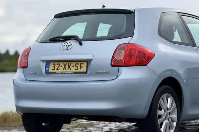 Toyota Auris (2007) thumbnail 4