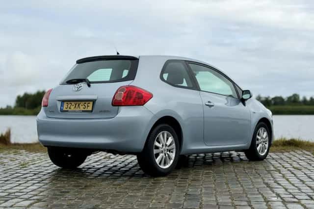 Toyota Auris (2007) thumbnail 5