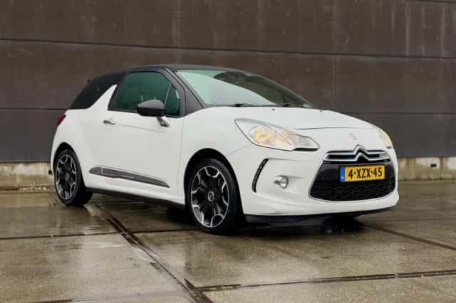 Citroën DS3 (2010) thumbnail 3