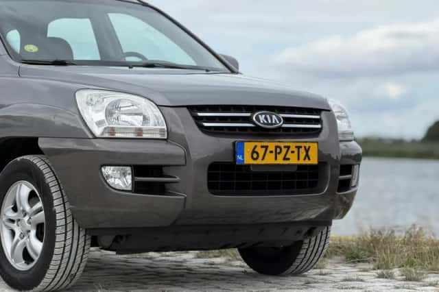 Kia Sportage (2005) thumbnail 2