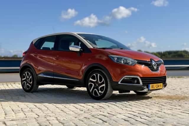 Renault Captur (2013) thumbnail 3