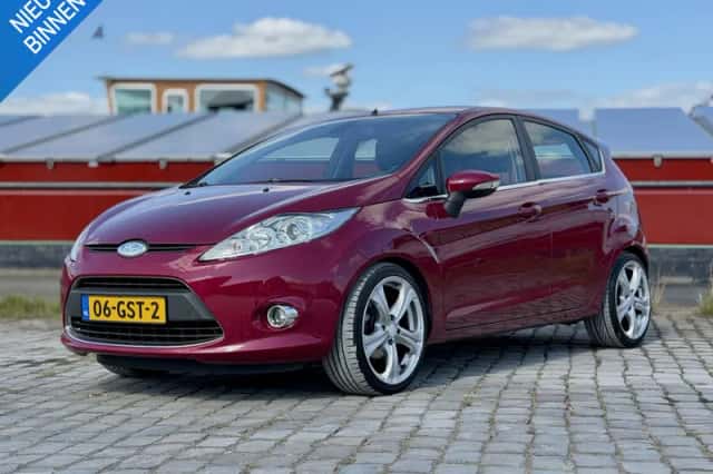 Ford Fiesta (2008) thumbnail 1