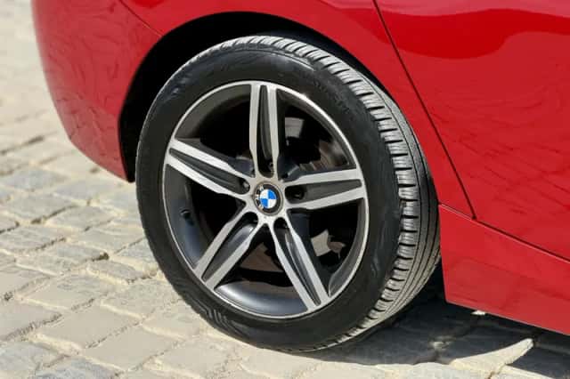 BMW 1-Serie (2012) thumbnail 6