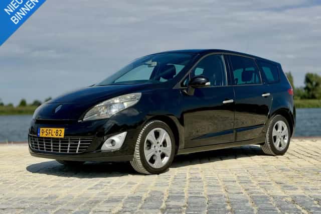 Renault Grand Scénic (2008) thumbnail 1
